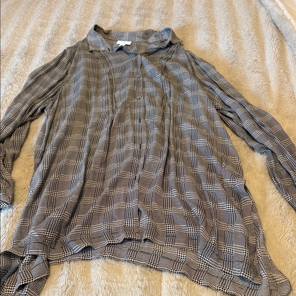 J. Jill Black and White Patterned Blouse